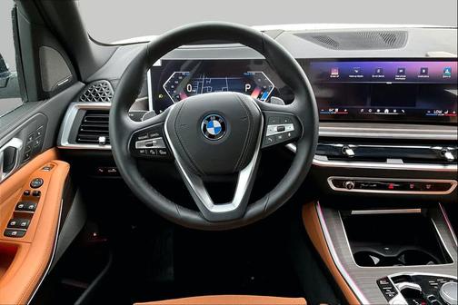 Alpine White 2026 BMW X5 PHEV xDrive50e