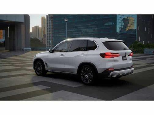 2026 BMW X5 PHEV xDrive50e