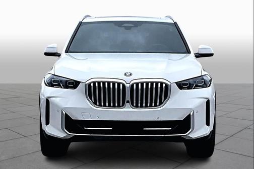 Alpine White 2026 BMW X5 PHEV xDrive50e
