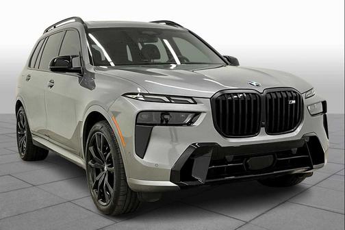 2025 BMW X7 M60i