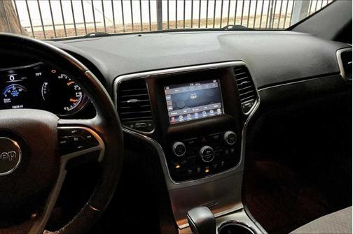 2018 Jeep Grand Cherokee Laredo E