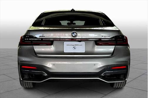 2022 BMW 750 i xDrive