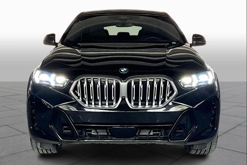 2025 BMW X6 xDrive40i