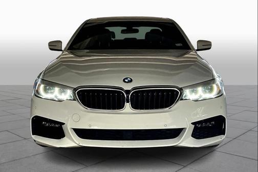 2019 BMW 540 540i