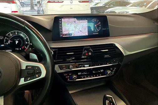 2019 BMW 540 540i