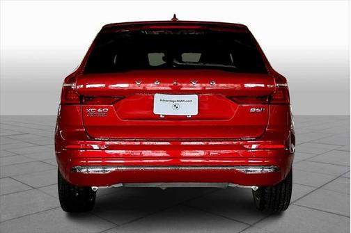 2022 Volvo XC60 B6 Inscription
