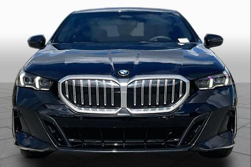 Black Sapphire Metallic 2026 BMW 530 530i