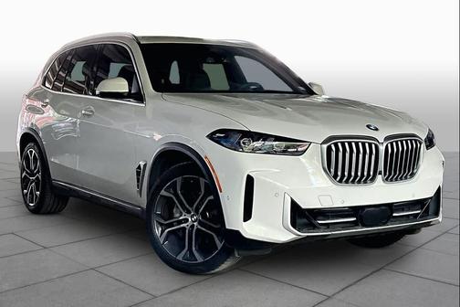 Alpine White 2024 BMW X5 sDrive40i