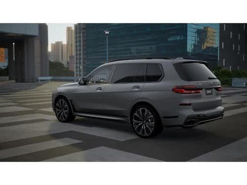 2026 BMW X7 M60i