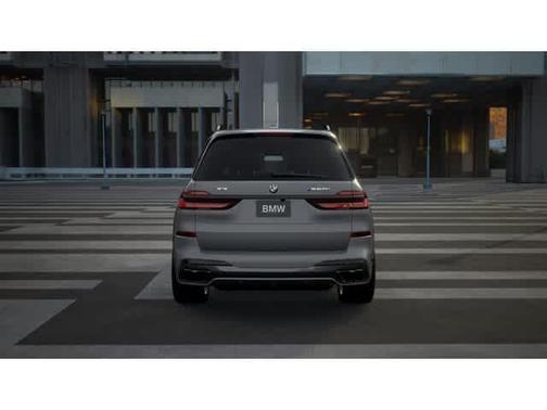 2026 BMW X7 M60i