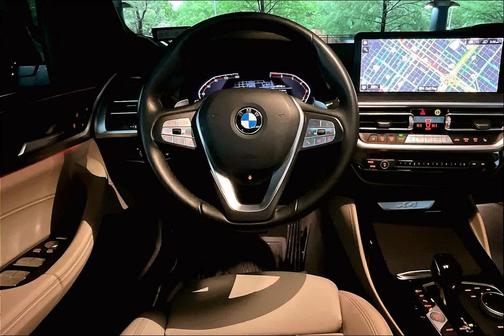 Black Sapphire Metallic 2022 BMW X4 xDrive30i