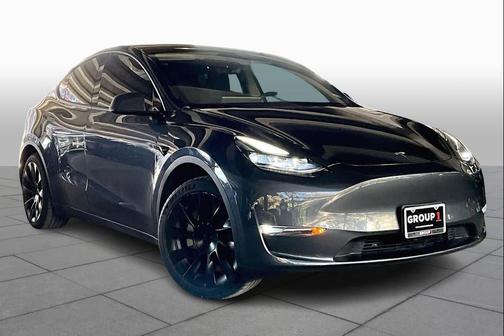 2023 Tesla Model Y RWD