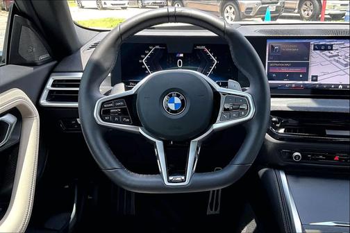 Mineral White Metallic 2025 BMW 230 230i