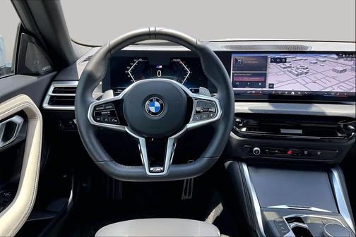 Mineral White Metallic 2025 BMW 230 230i