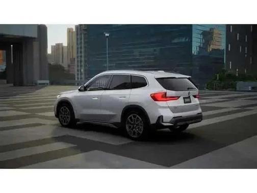Mineral White Metallic 2026 BMW X1 xDrive28i