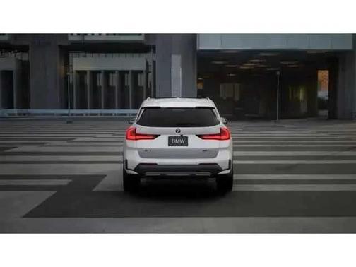 Mineral White Metallic 2026 BMW X1 xDrive28i