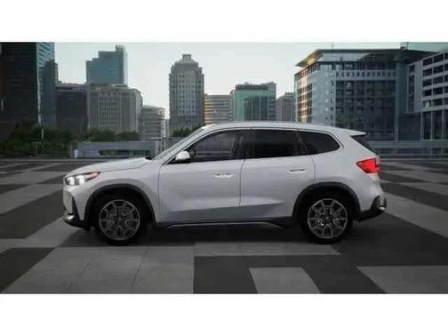 Mineral White Metallic 2026 BMW X1 xDrive28i