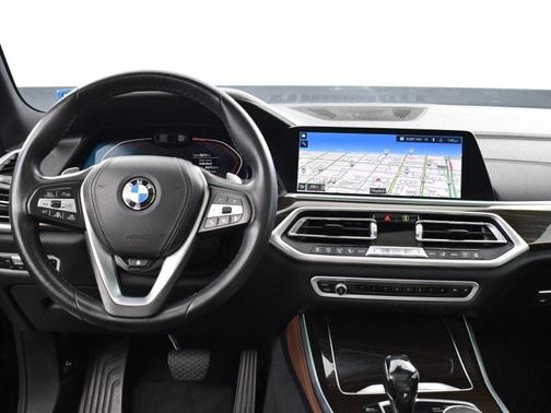Photo 5 of 34 of 2019 BMW X5 xDrive40i