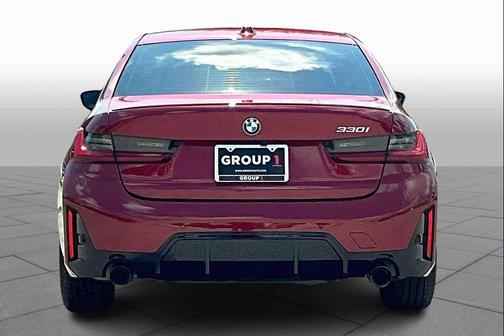 2025 BMW 330 i