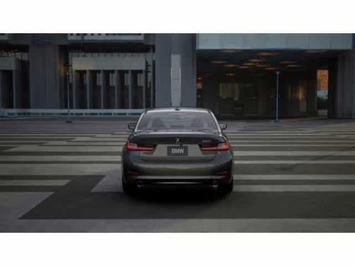 2025 BMW 330 330i Sedan