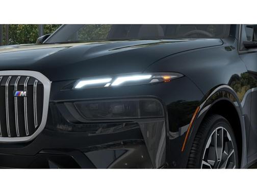 2025 BMW X7 M60i