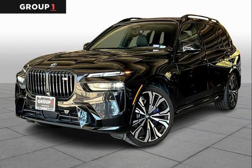 2023 BMW X7 M60i