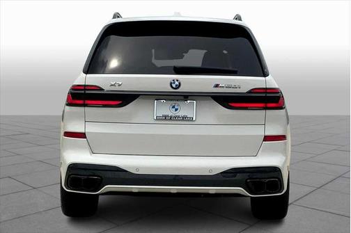 2025 BMW X7 M60i