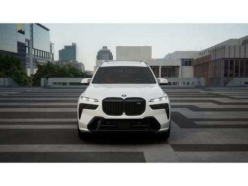 2026 BMW X7 M60i