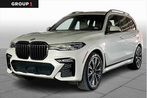 2022 BMW X7 M50i