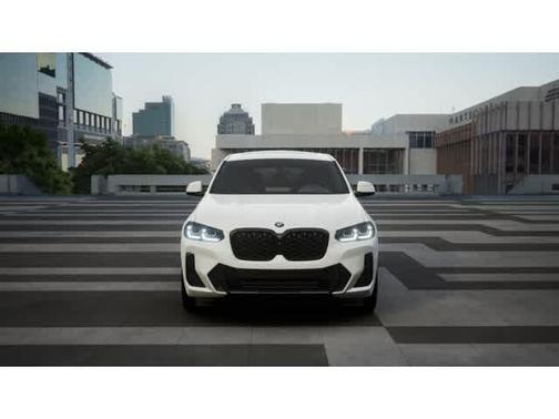2025 BMW X4 xDrive30i