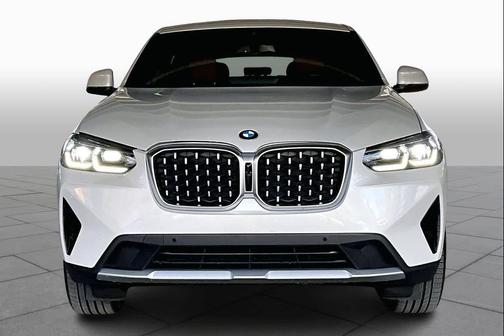 2025 BMW X4 xDrive30i