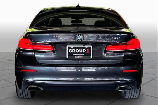 Black Sapphire Metallic 2021 BMW 530 530i