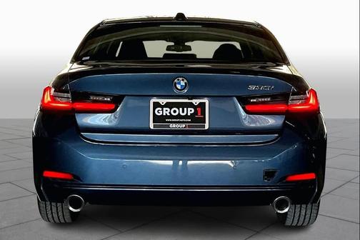 Arctic Race Blue Metallic 2025 BMW 330 330i