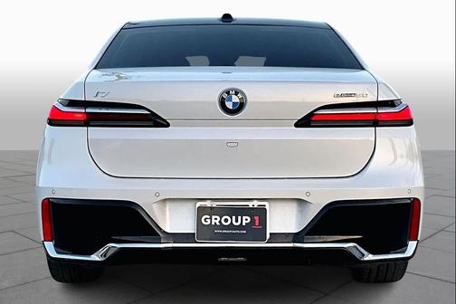 2025 BMW i7 eDrive50