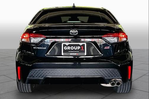 Black Sand Pearl 2022 Toyota Corolla SE
