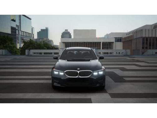 2025 BMW 330 i