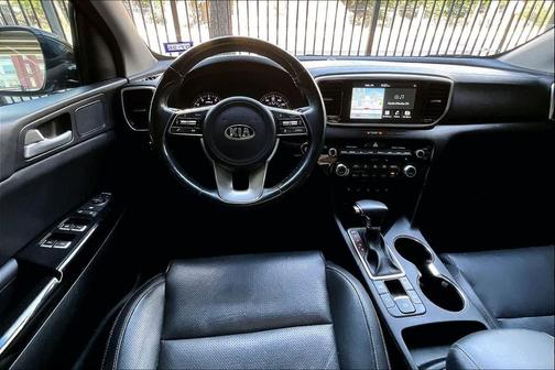 2022 Kia Sportage EX