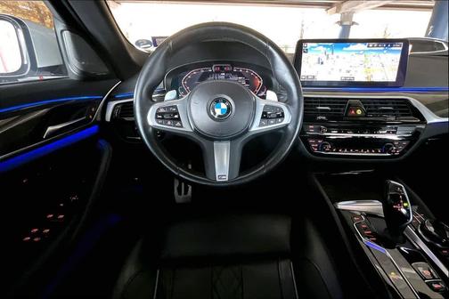 2022 BMW 540 i