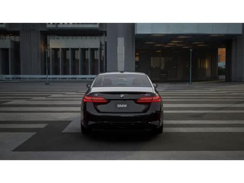 2025 BMW i5 M60