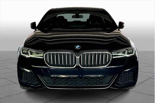 2022 BMW 530 i