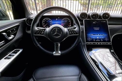 2026 Mercedes-Benz GLC 300 Base