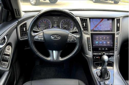 2015 INFINITI Q50 Premium