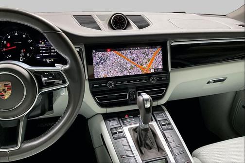 Night Blue Metallic 2021 Porsche Macan Macan