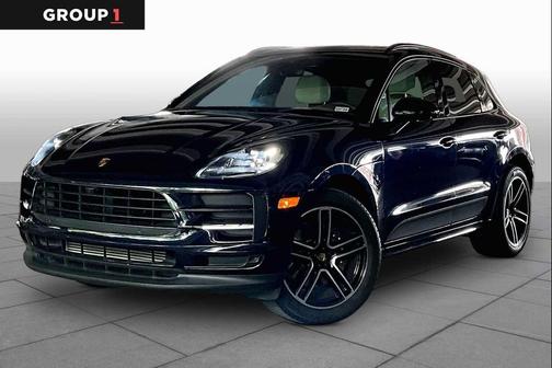 Night Blue Metallic 2021 Porsche Macan Macan