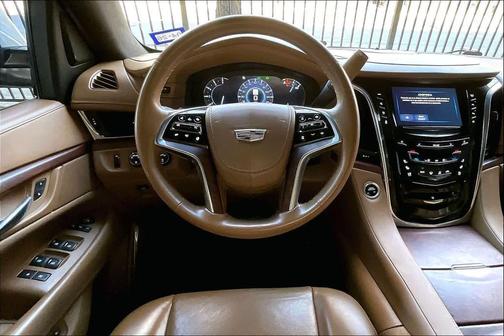 2017 Cadillac Escalade Platinum