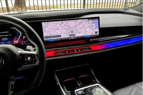 2023 BMW 740 i