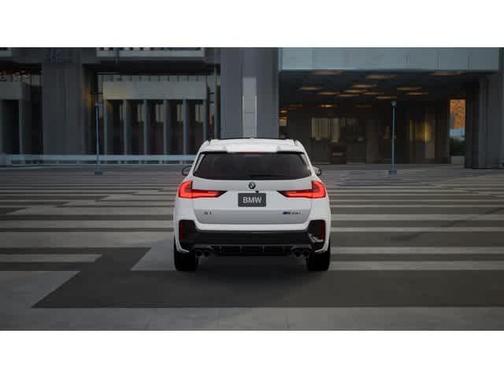 2025 BMW X1 M35i