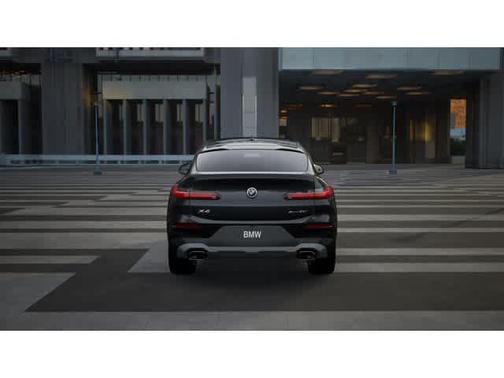 2025 BMW X4 xDrive30i