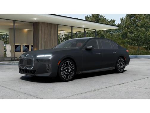 2025 BMW 740 i
