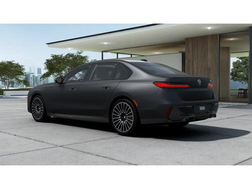 2025 BMW 740 i